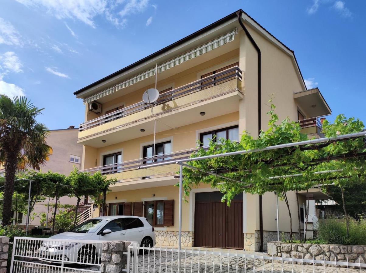Vladimir 4+1 Apartamento